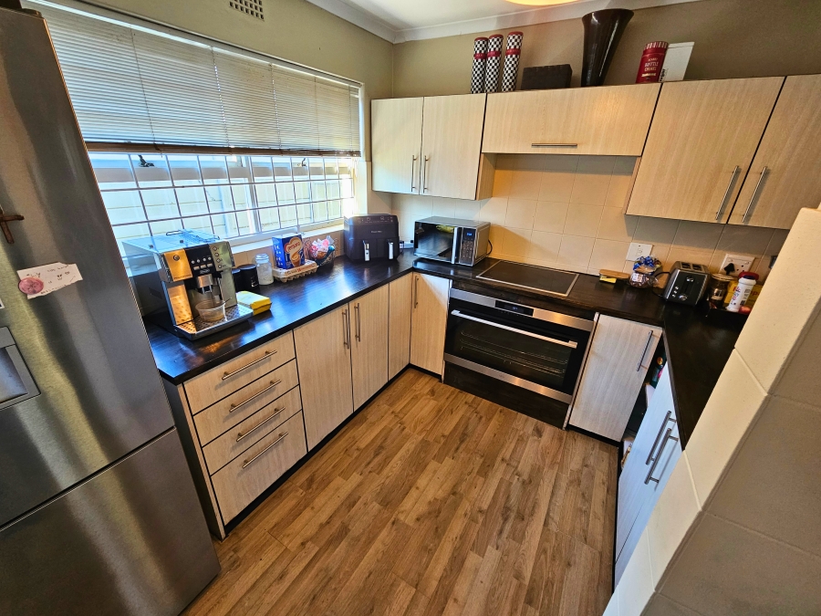To Let 1 Bedroom Property for Rent in De Bron Western Cape